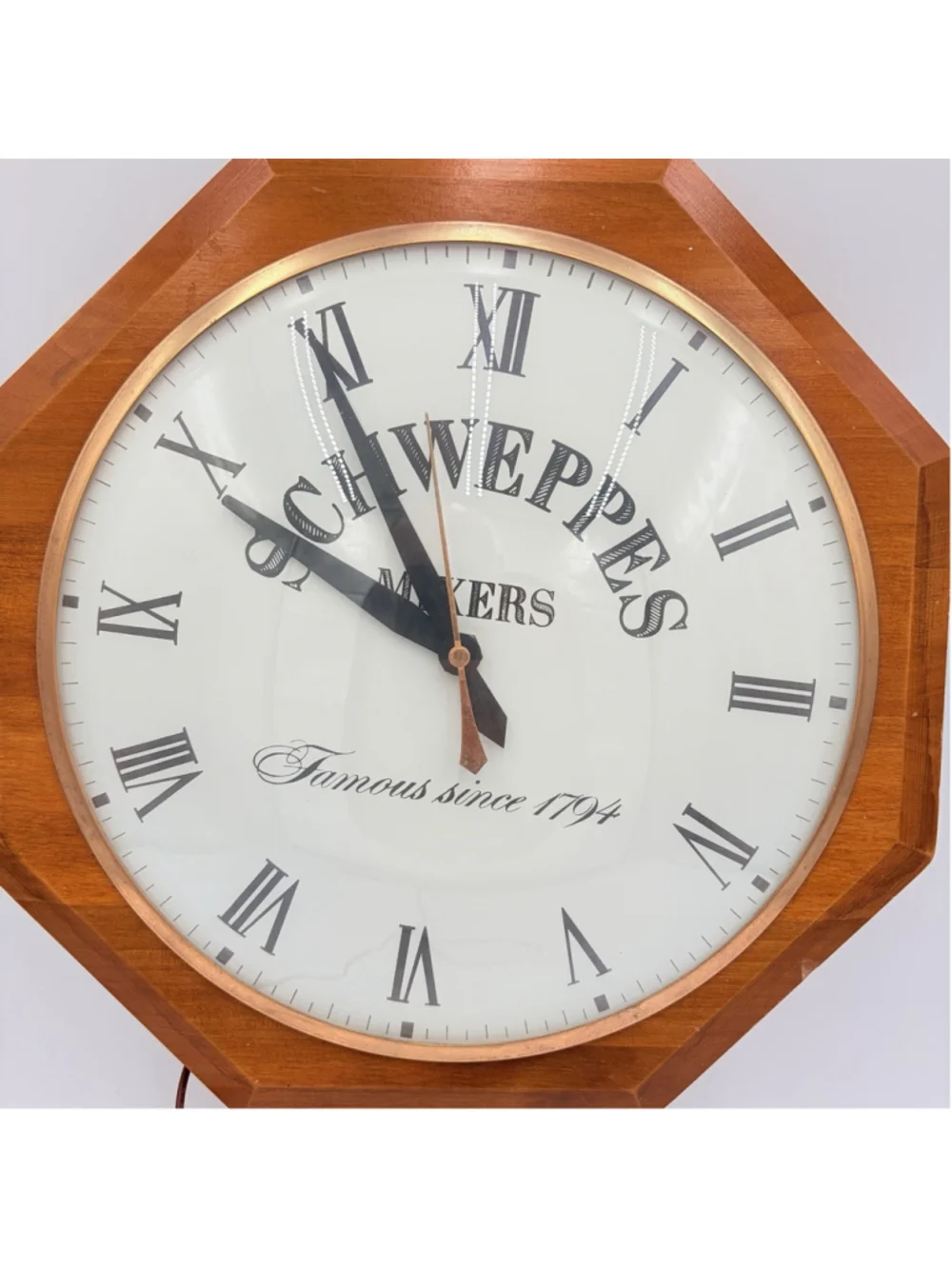 SCHWEPPES MIXERS Electric Pendulum Wall Clock Model 597 Wood Advertising